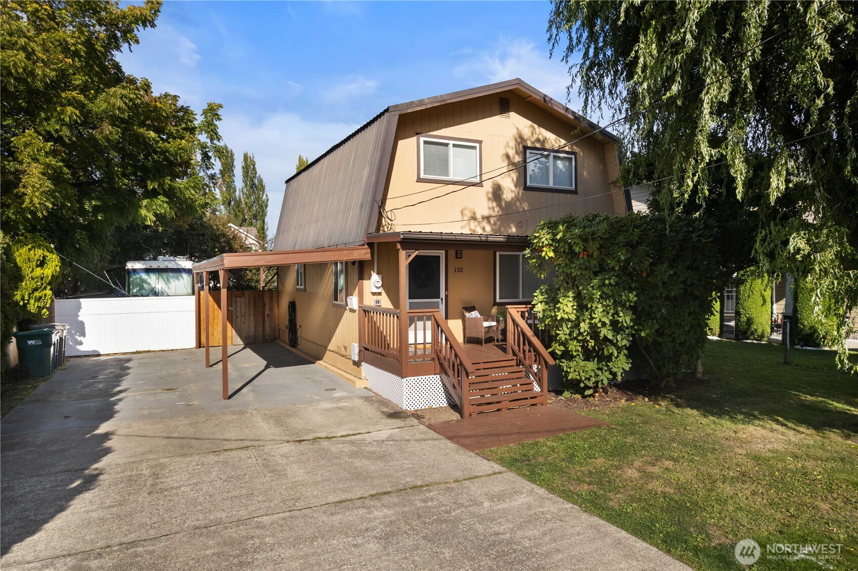 133 Homer Avenue SE