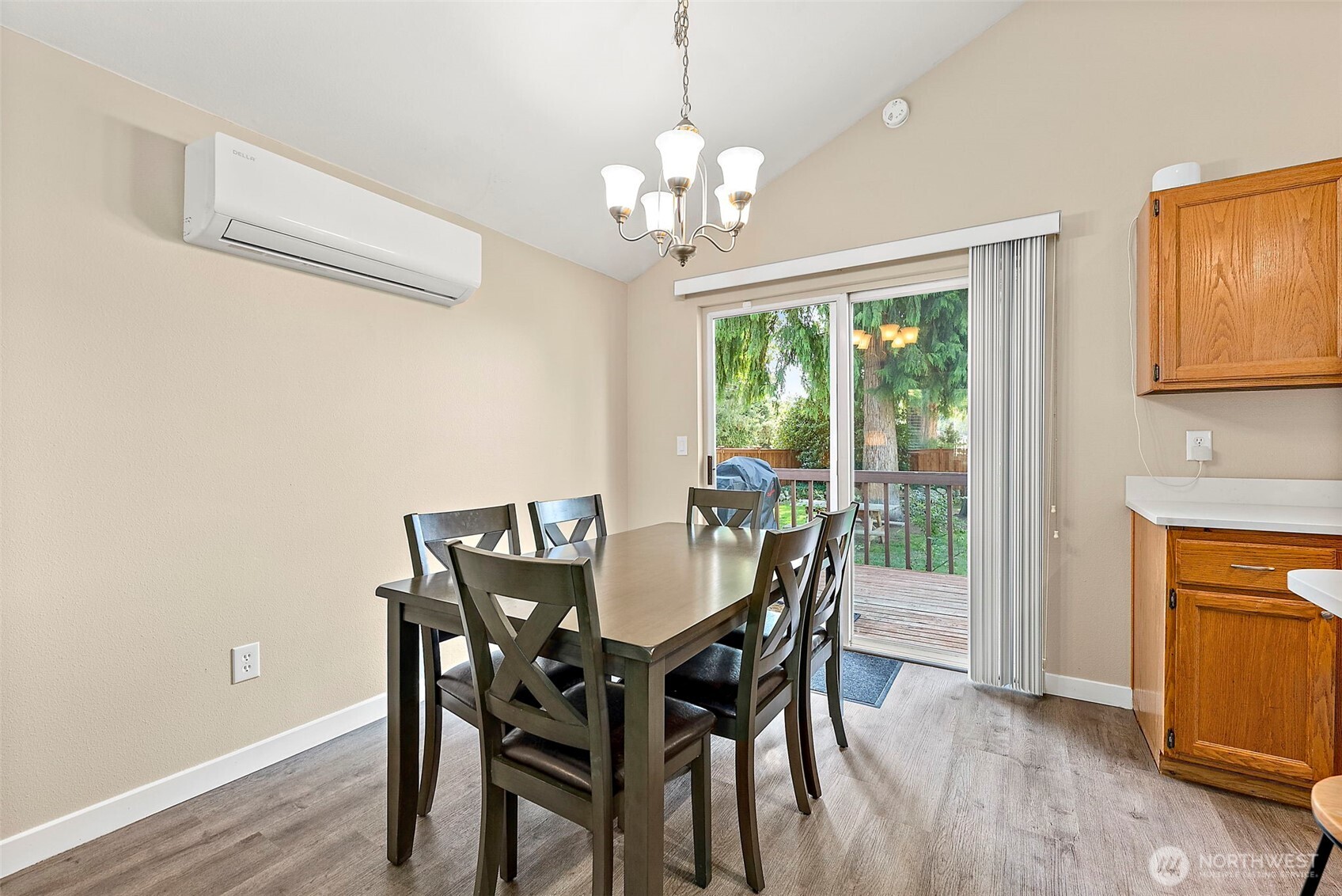 20111 Cascade Drive E