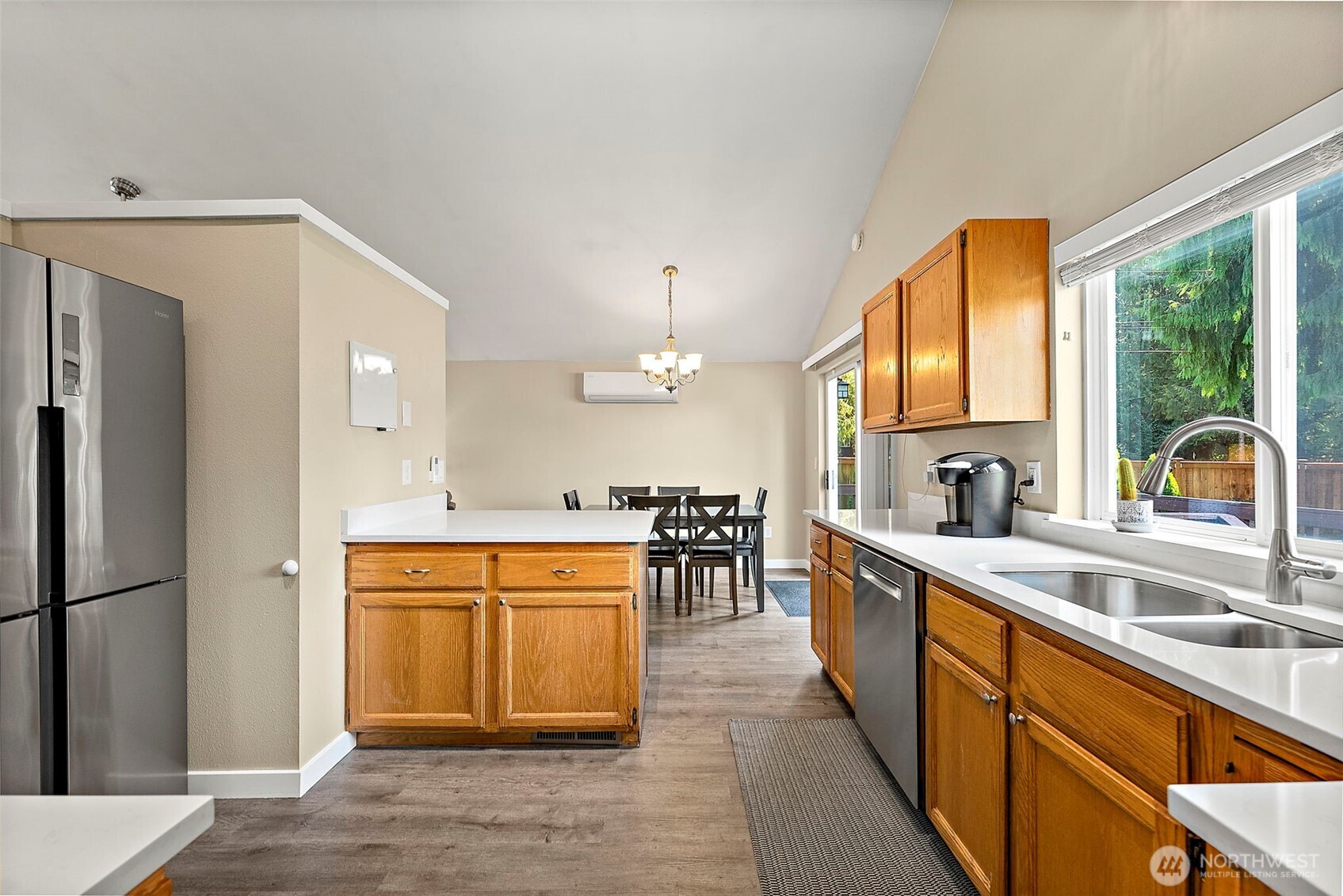 20111 Cascade Drive E