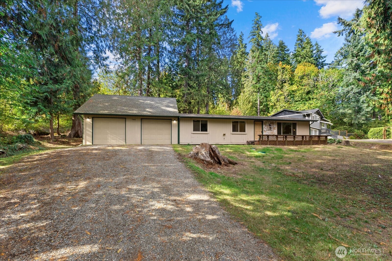 796 NW Cedar Lane