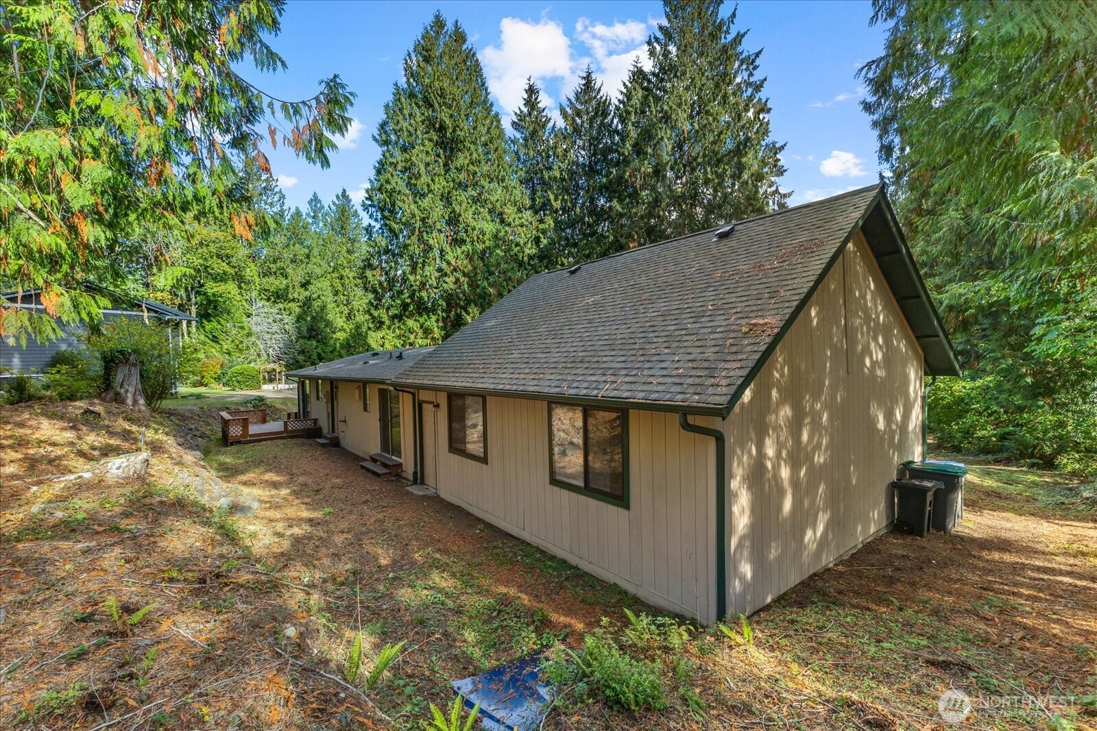 796 NW Cedar Lane