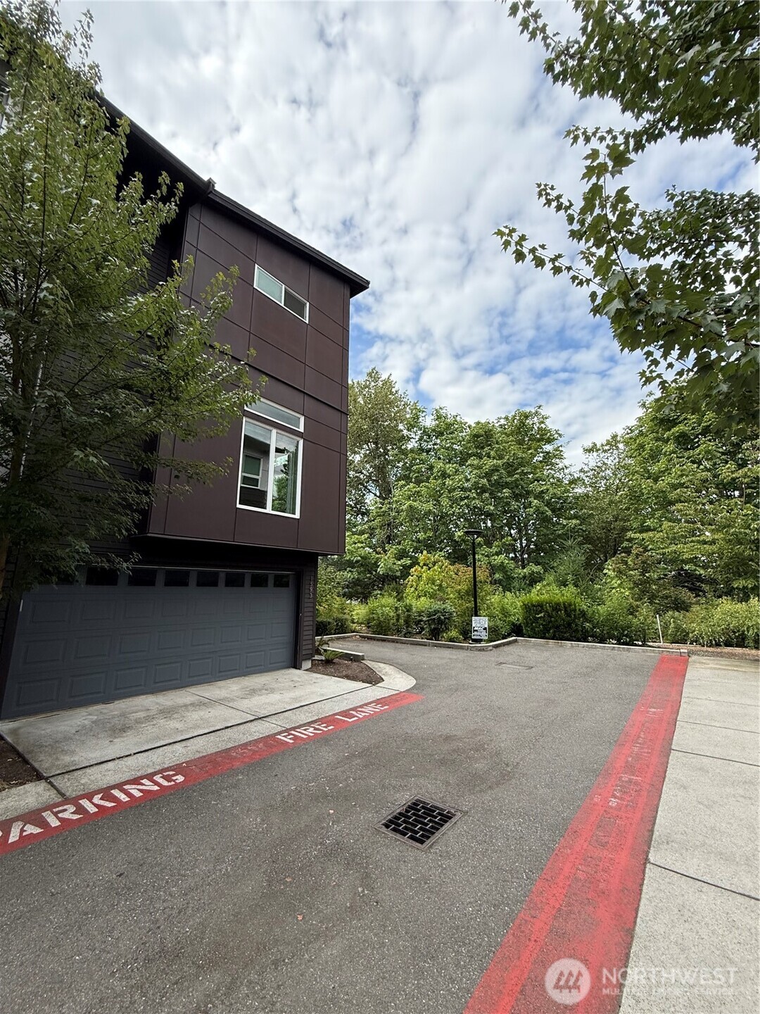 1593 139th Court NE Unit: 16