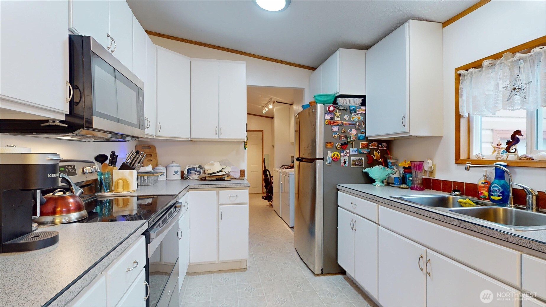 1376 Holand Drive