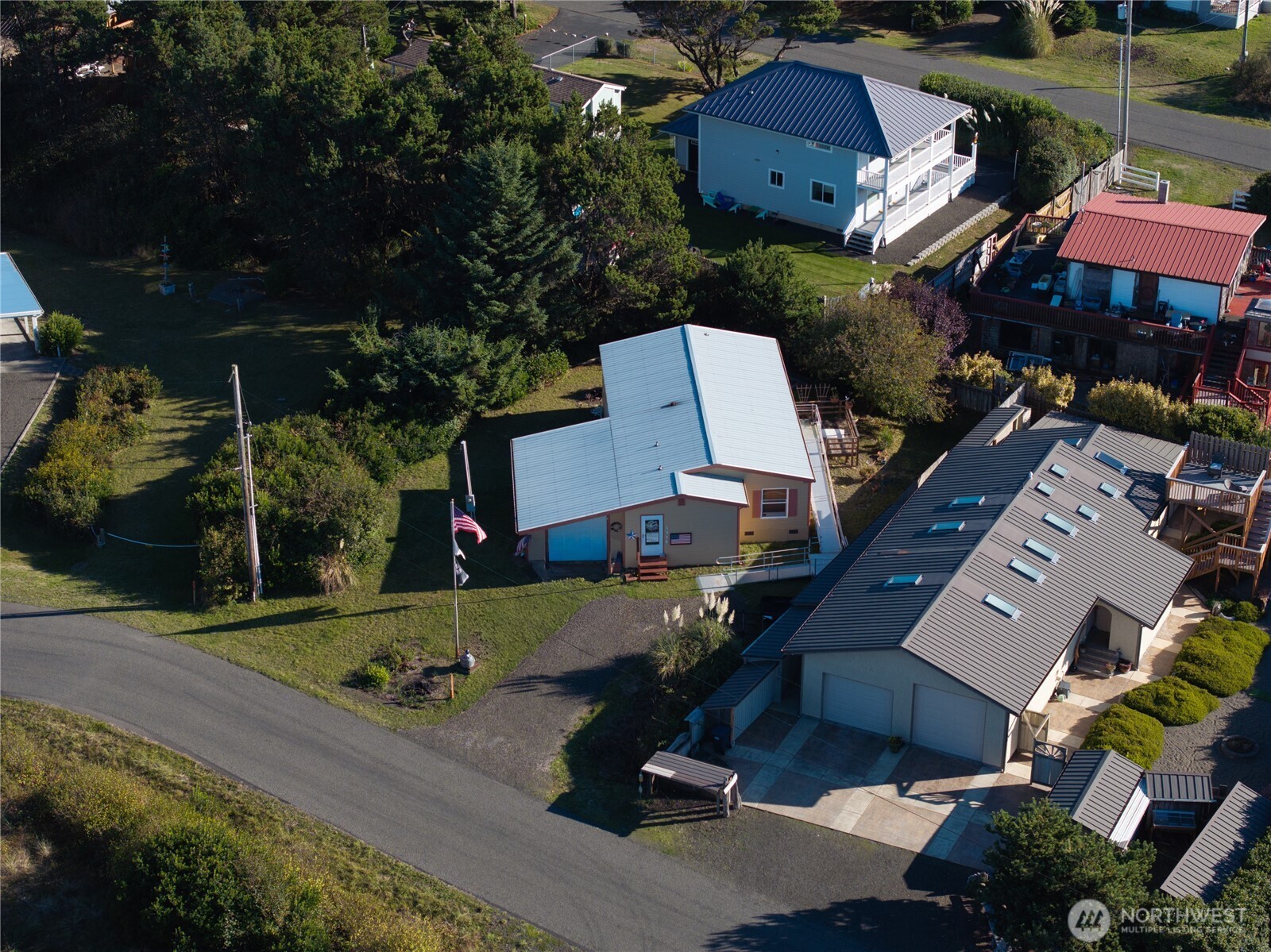 1376 Holand Drive