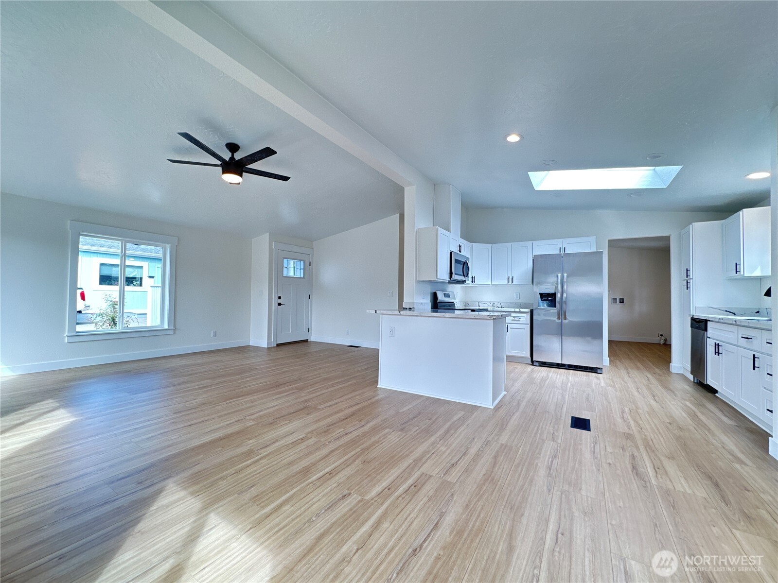 1821 75th Street E Unit: 5
