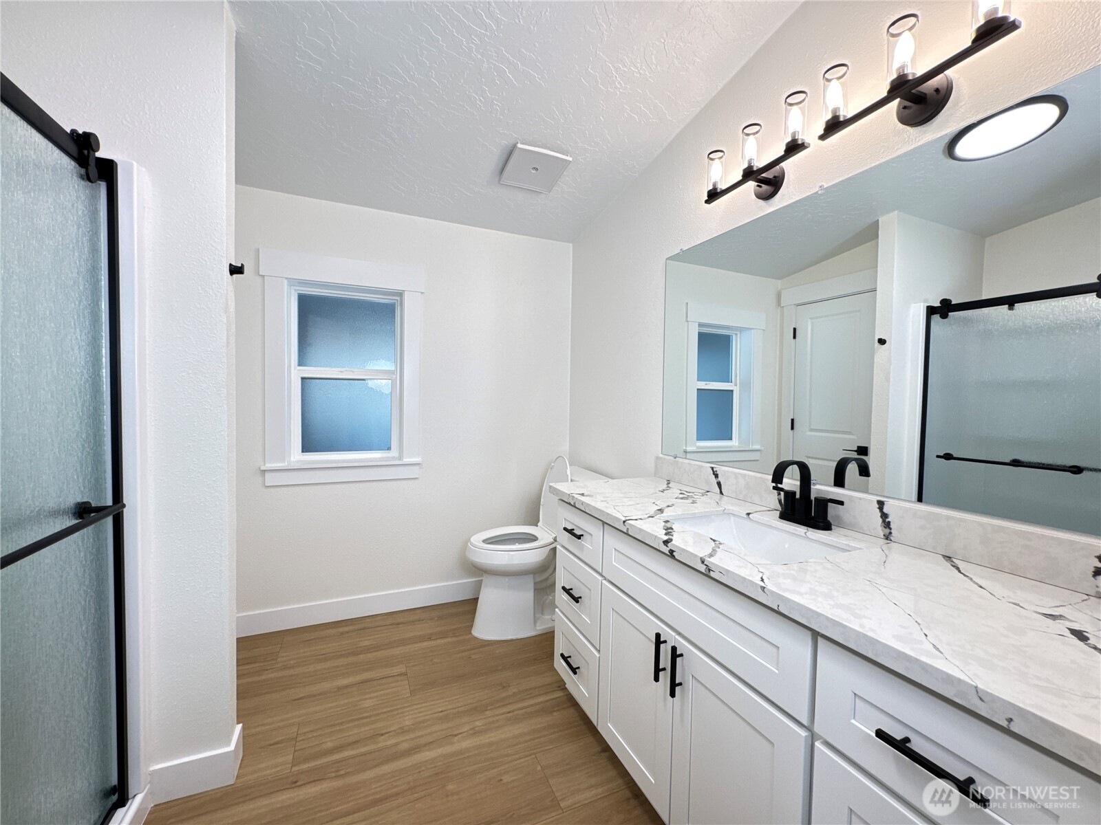 1821 75th Street E Unit: 5