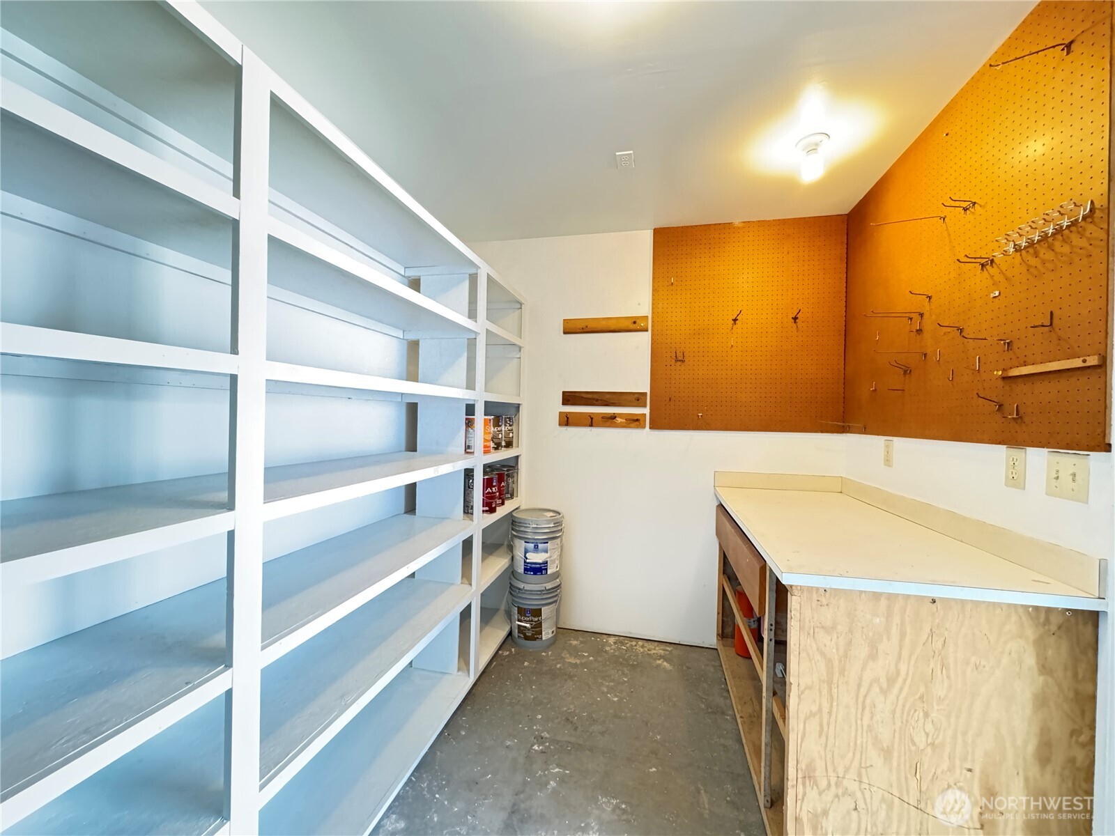 1821 75th Street E Unit: 5