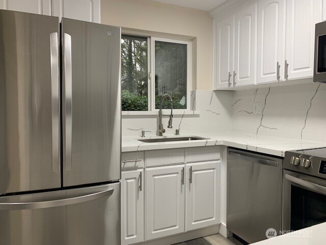 14435 NE 40 Street Unit: B101