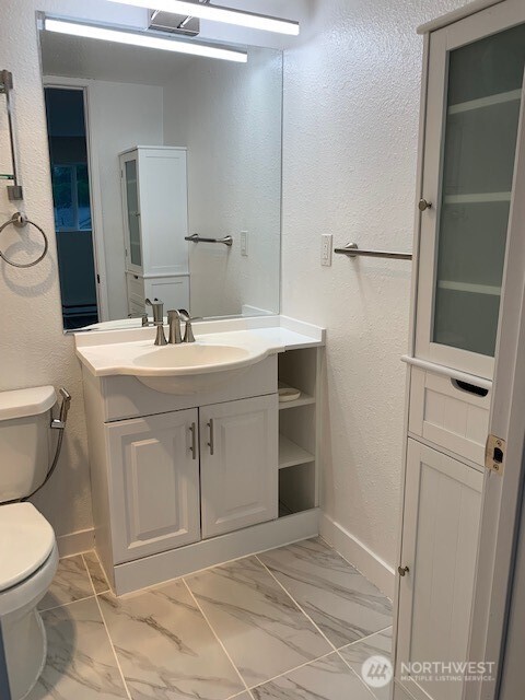 14435 NE 40 Street Unit: B101