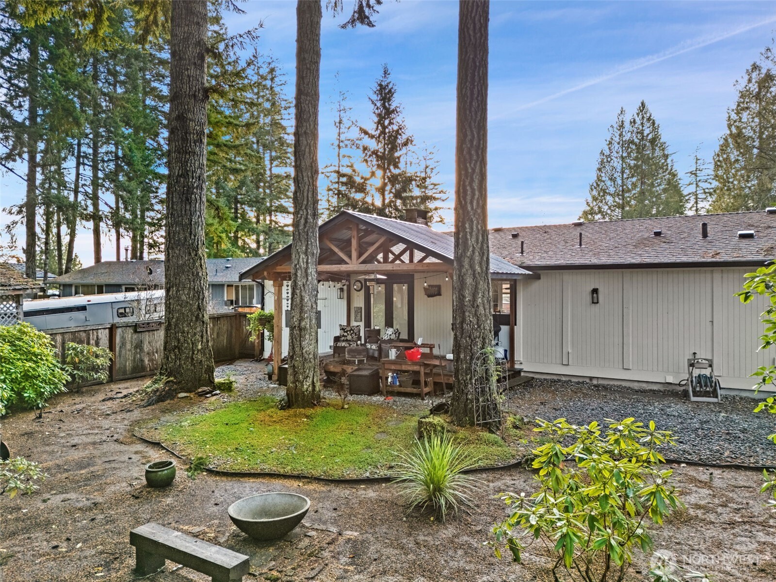 350 E Mountain View Drive