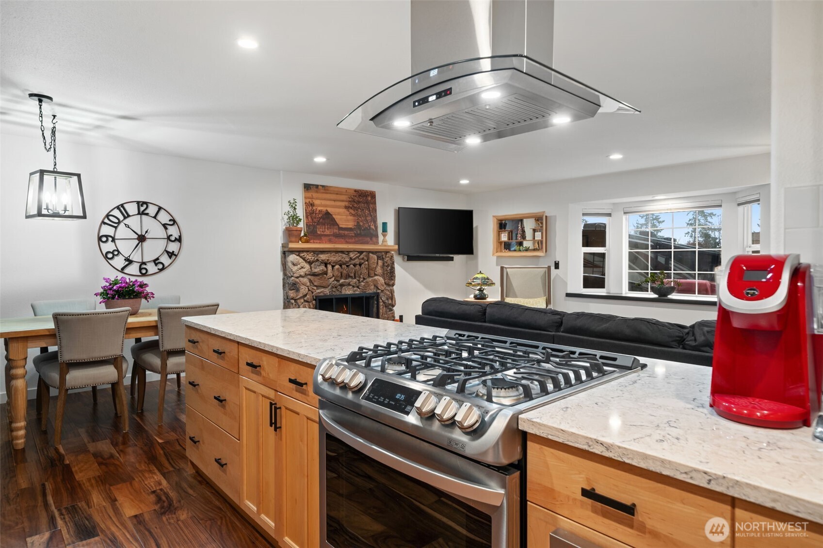 350 E Mountain View Drive