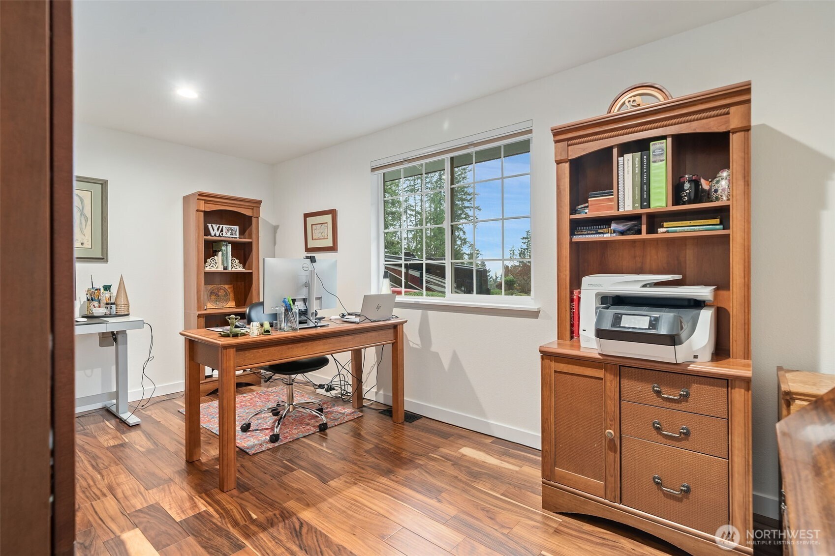 350 E Mountain View Drive