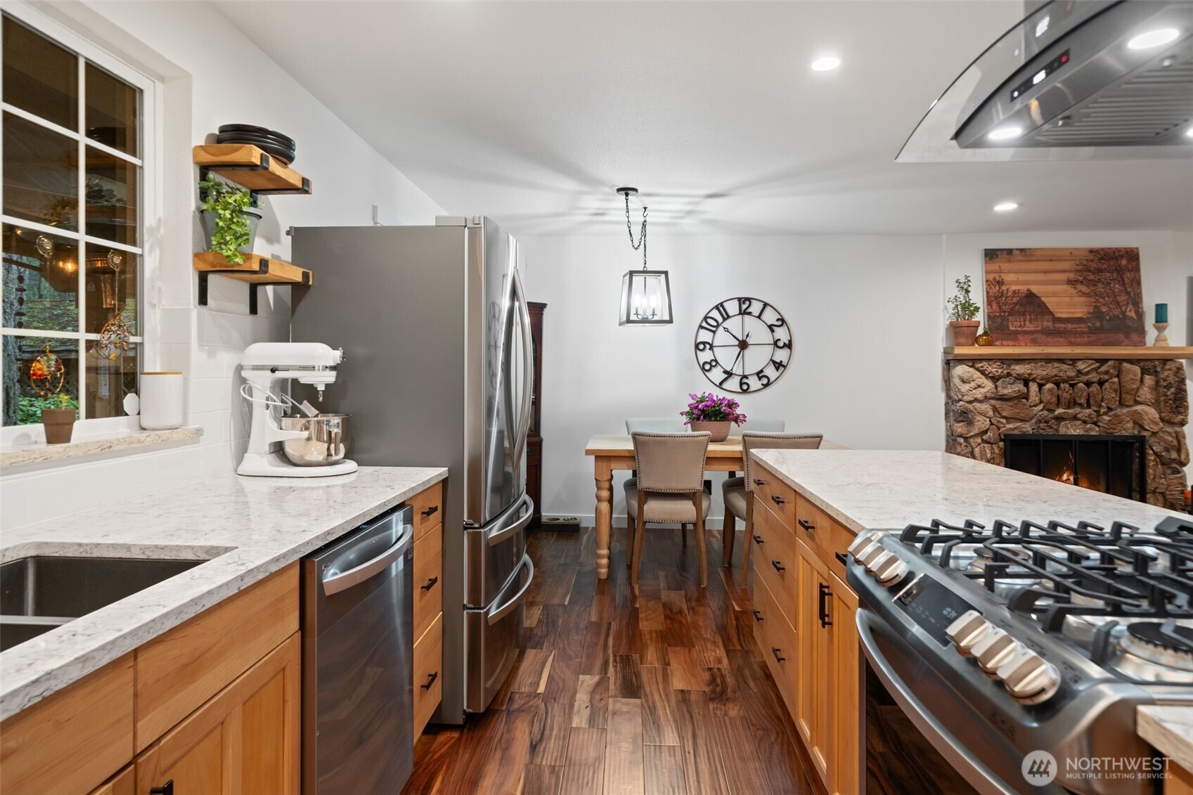 350 E Mountain View Drive