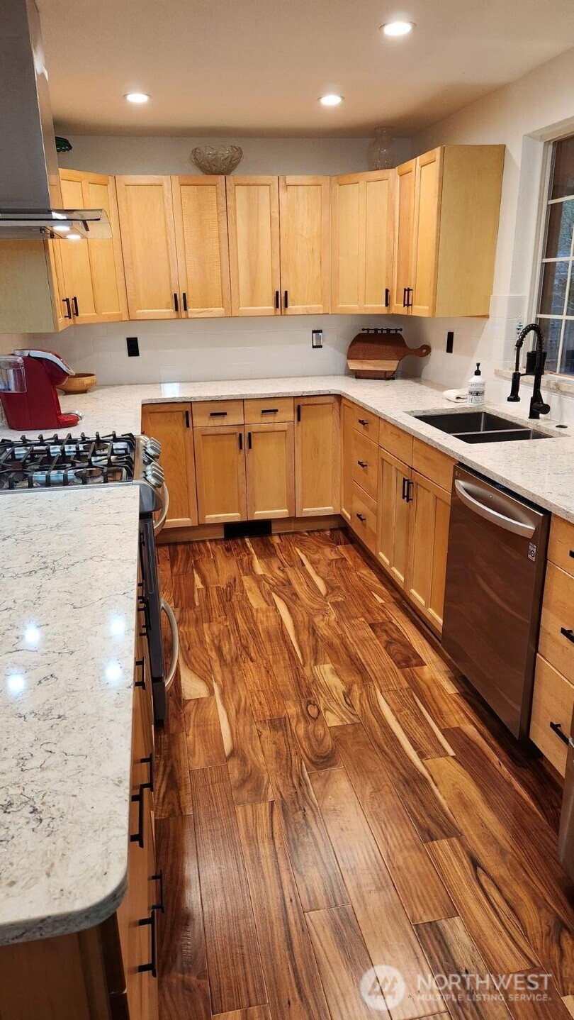 350 E Mountain View Drive