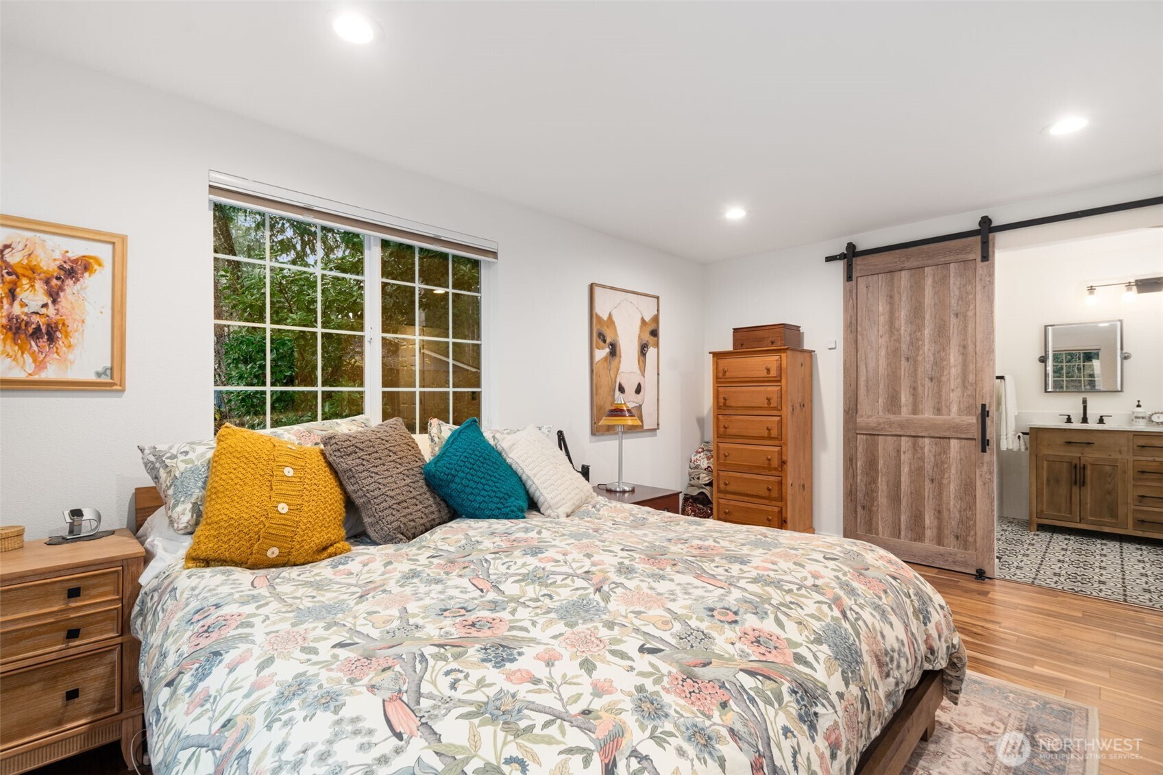 350 E Mountain View Drive