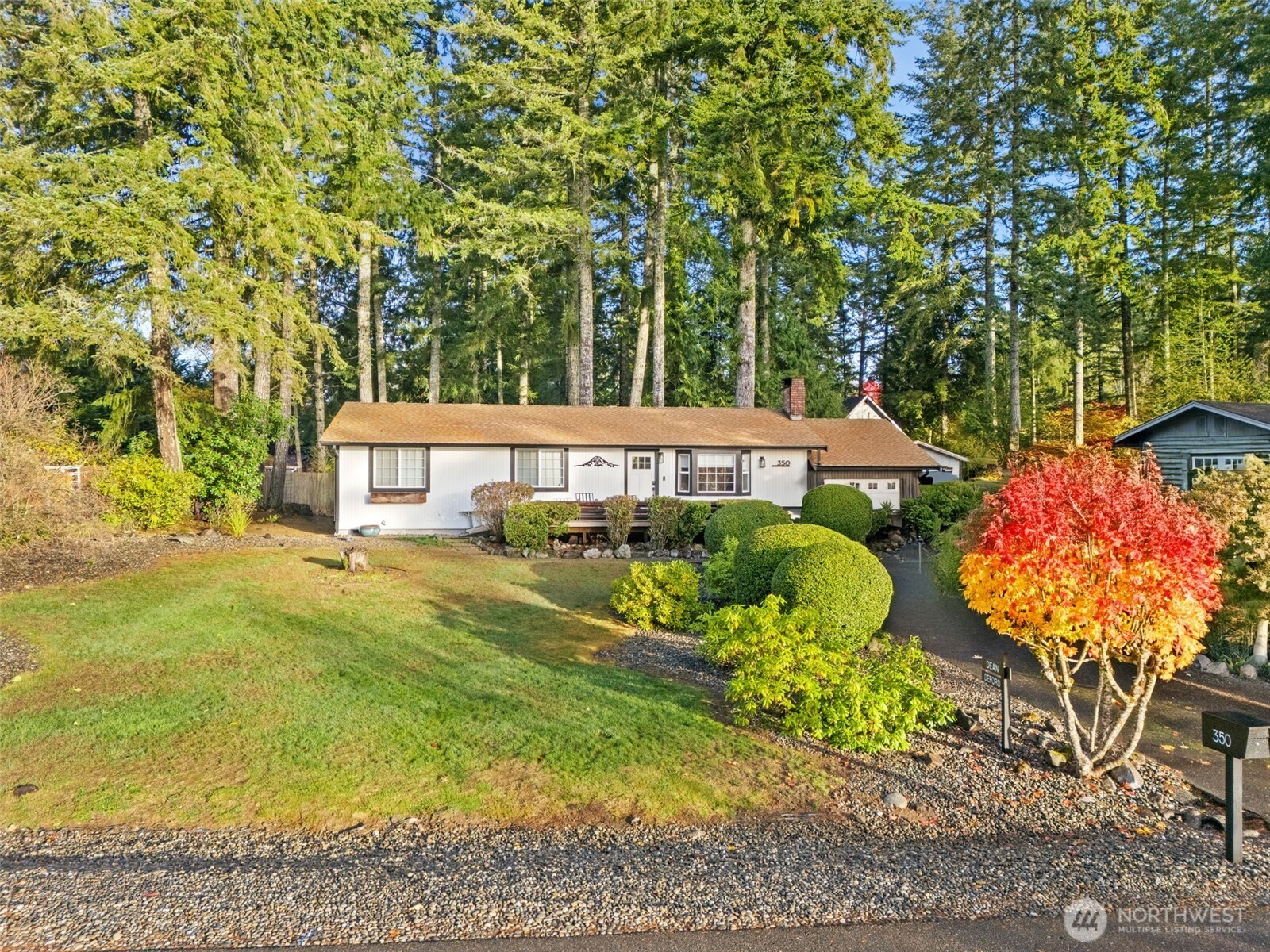 350 E Mountain View Drive