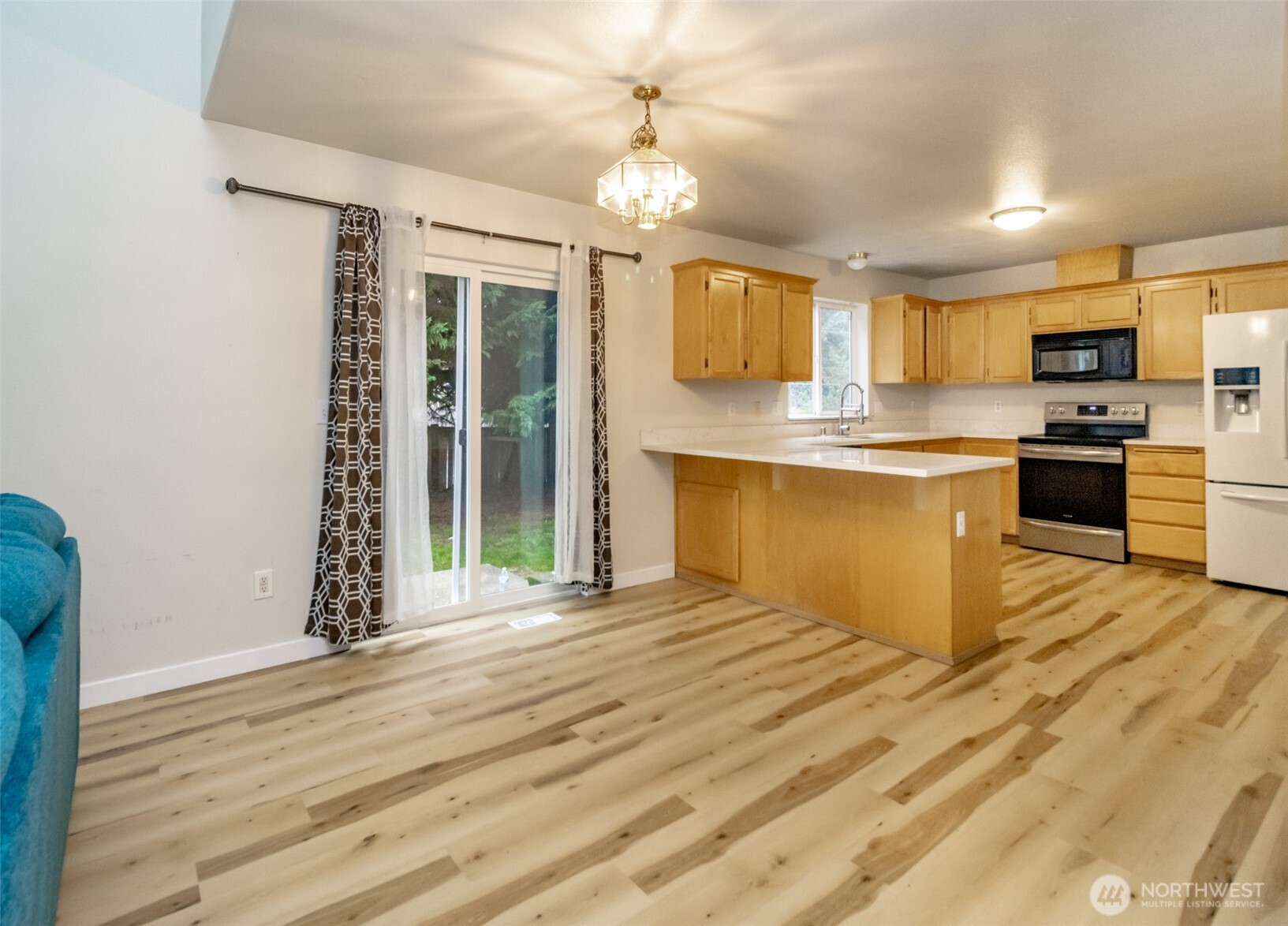 8717 161st Street E