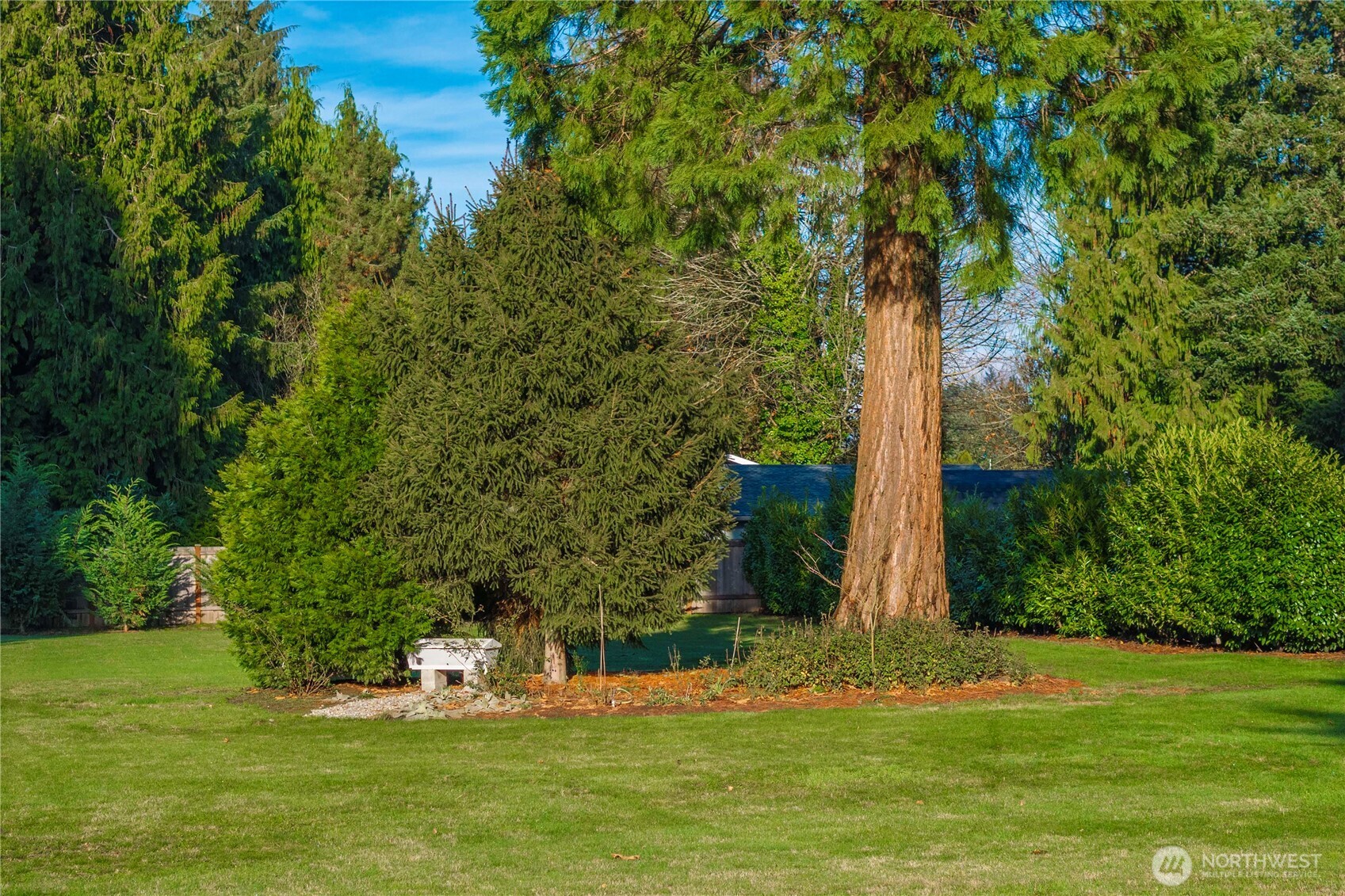 8825 Old Highway 99 SE