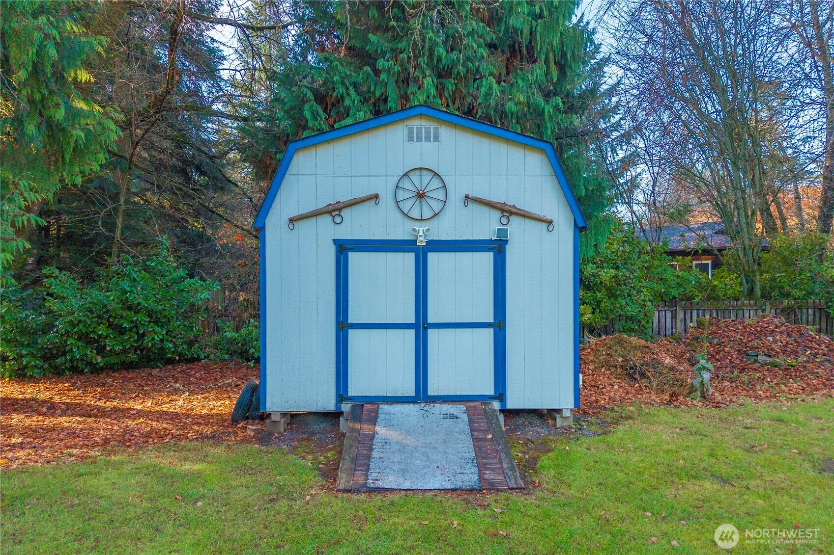 8825 Old Highway 99 SE