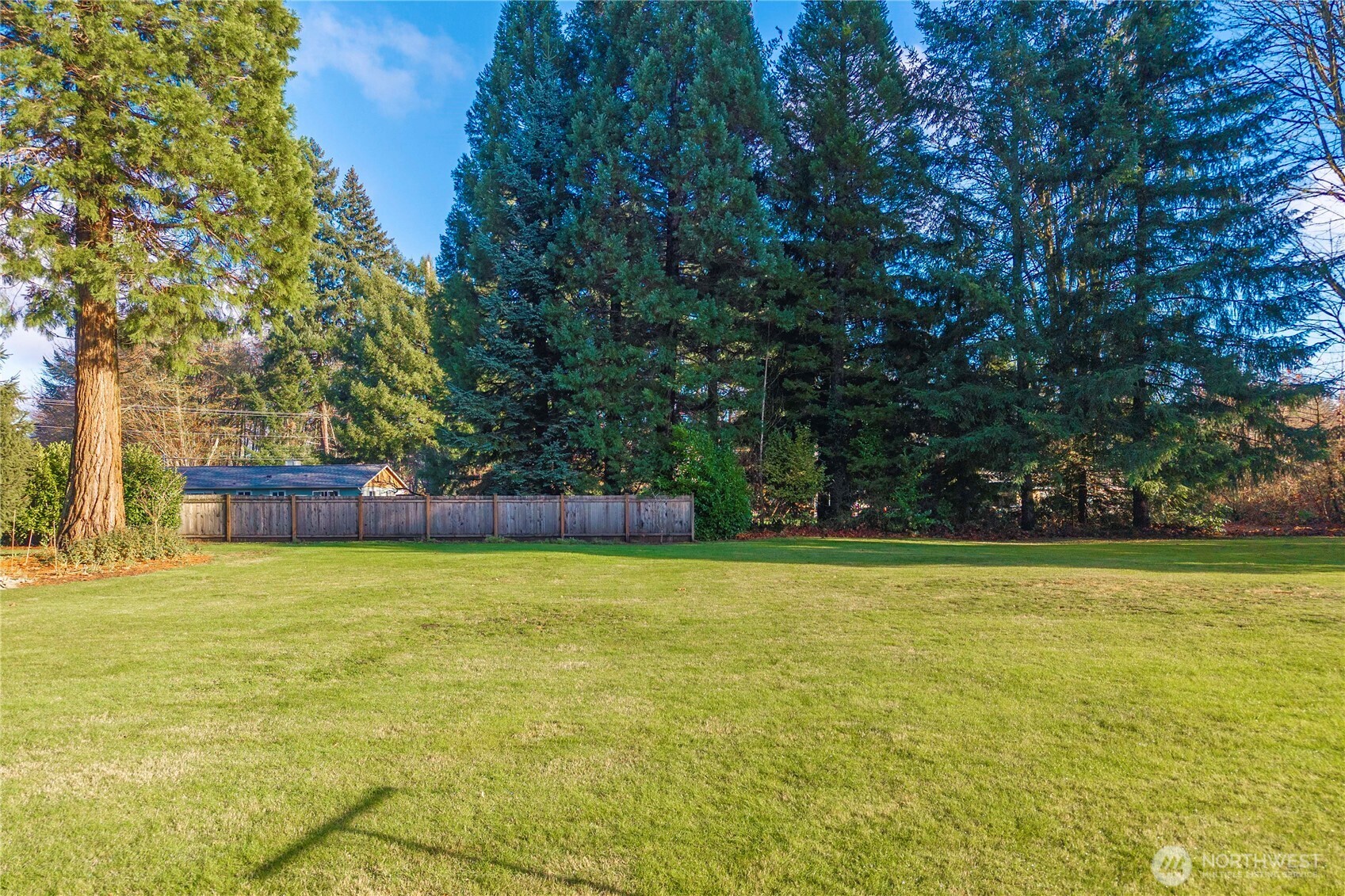 8825 Old Highway 99 SE