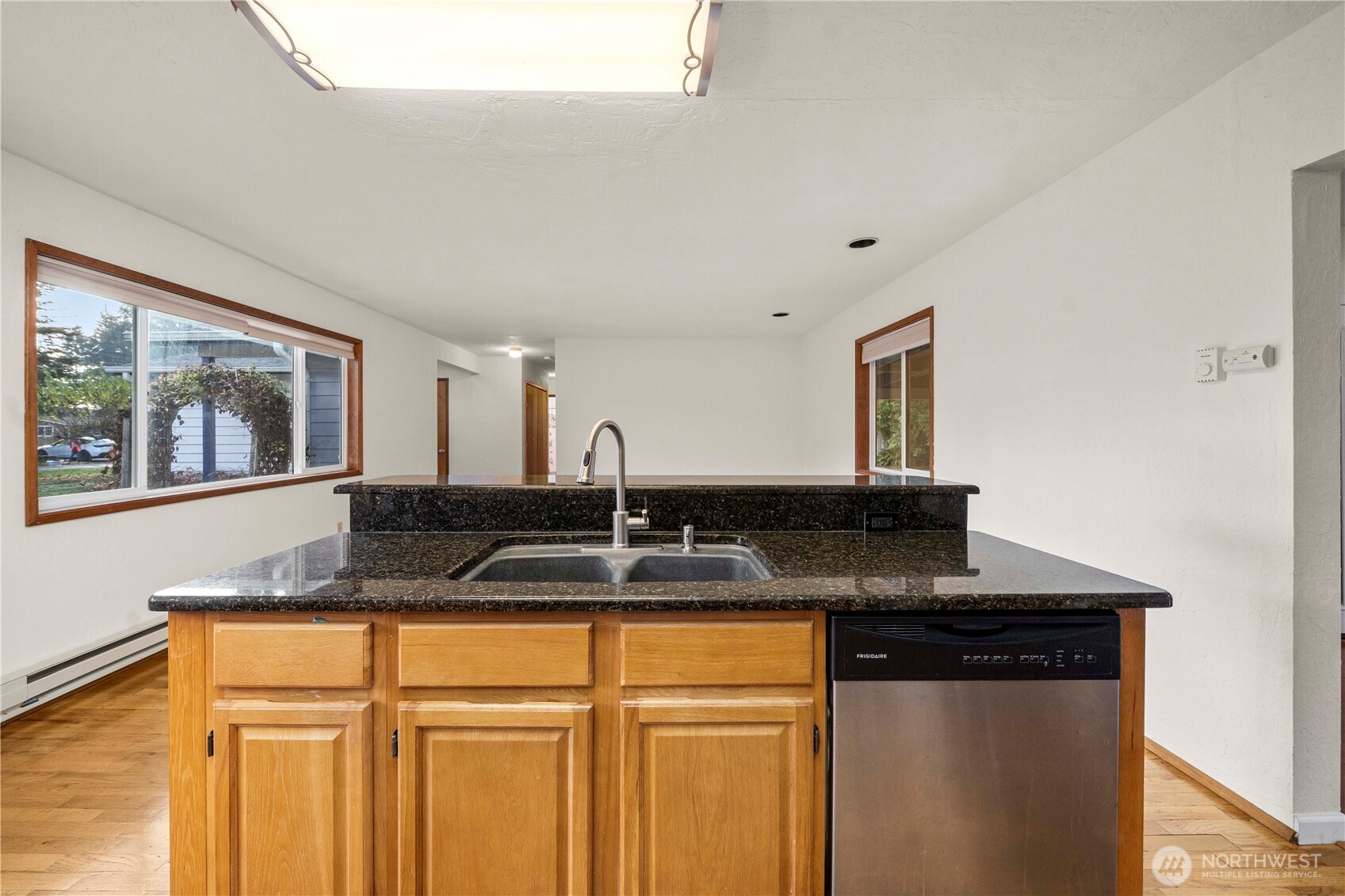 8825 Old Highway 99 SE