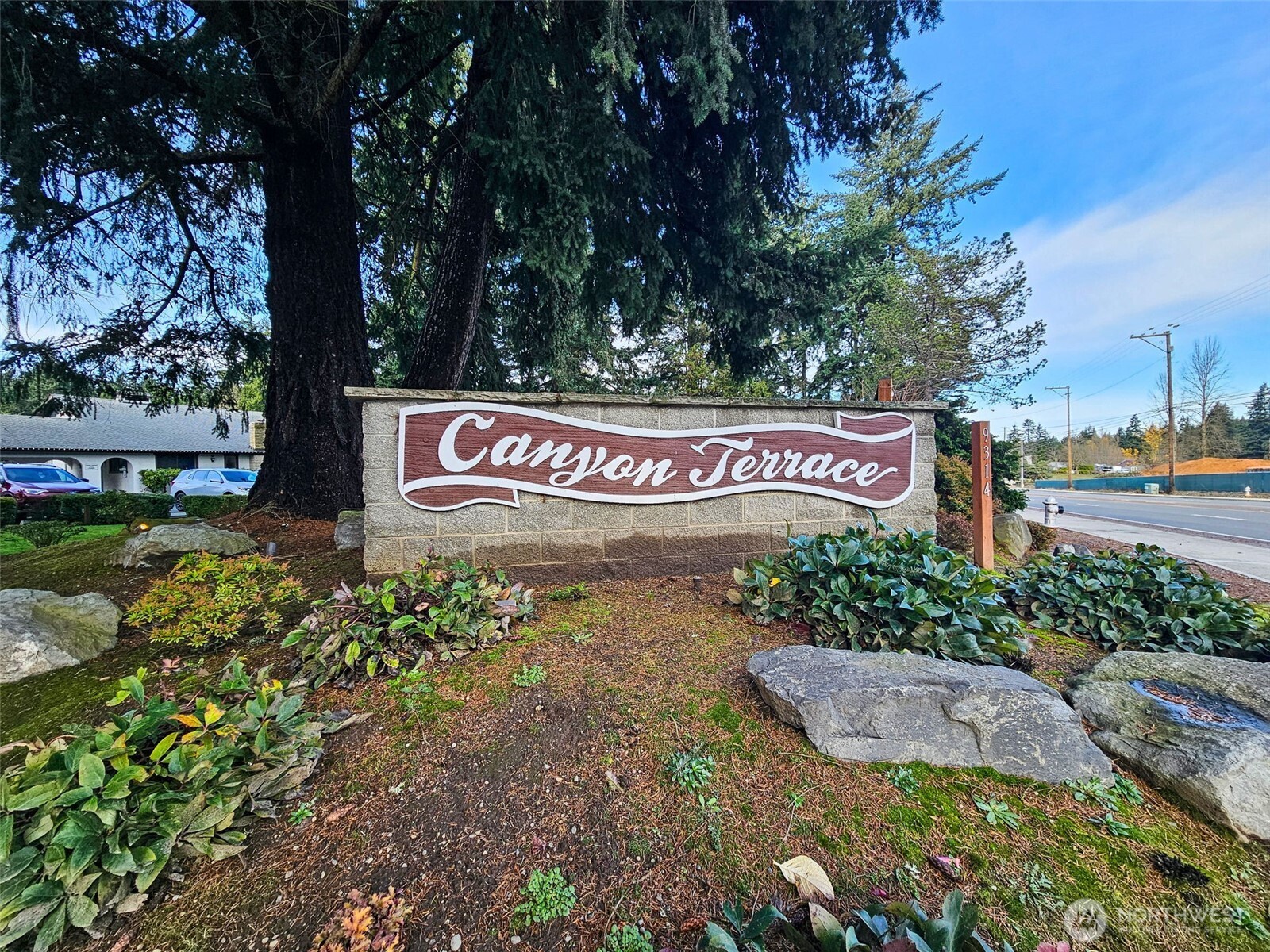 9314 Canyon Road E Unit: 82