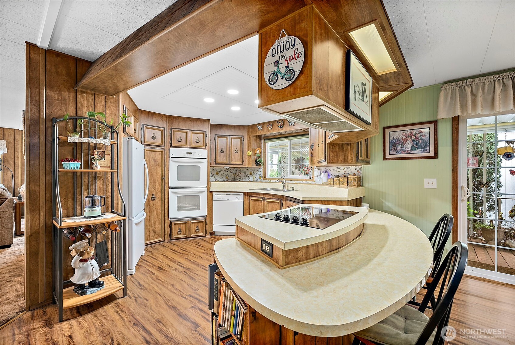 9314 Canyon Road E Unit: 82