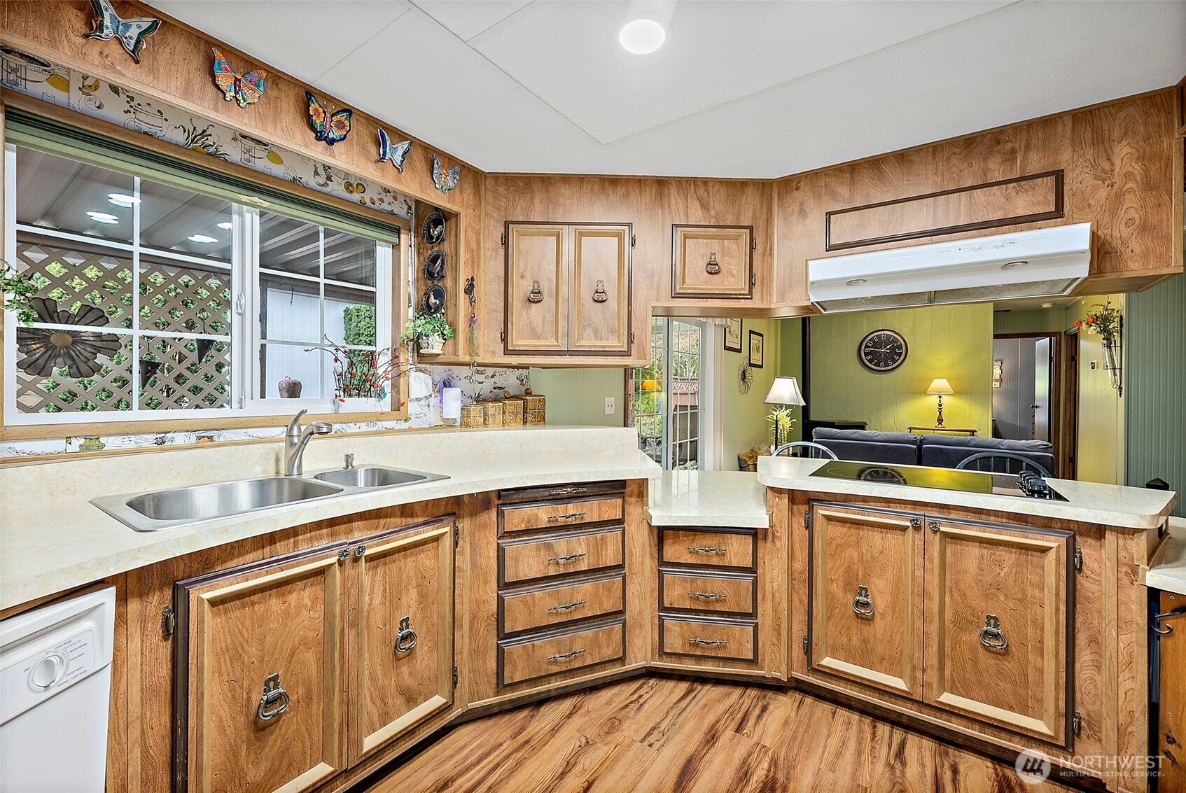 9314 Canyon Road E Unit: 82