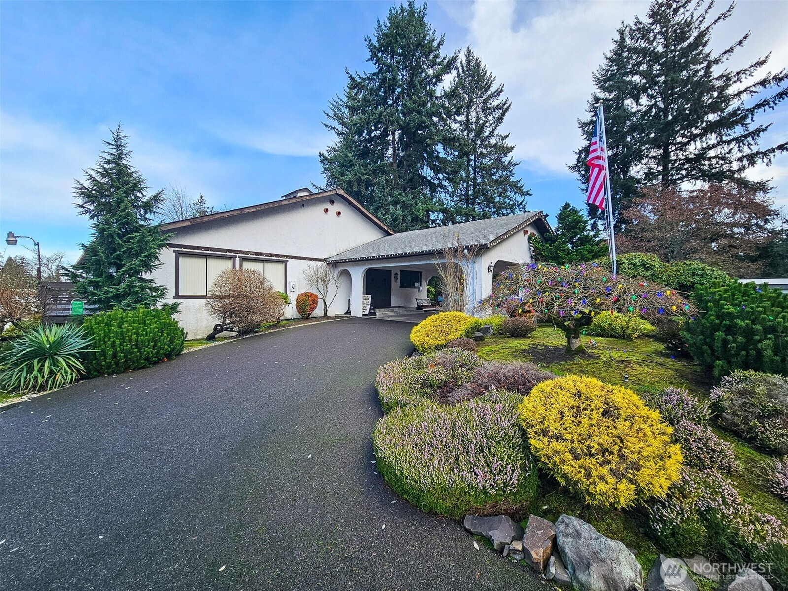 9314 Canyon Road E Unit: 82