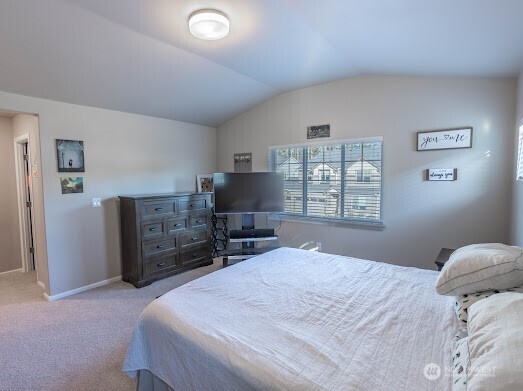 17622 Crossing Drive E
