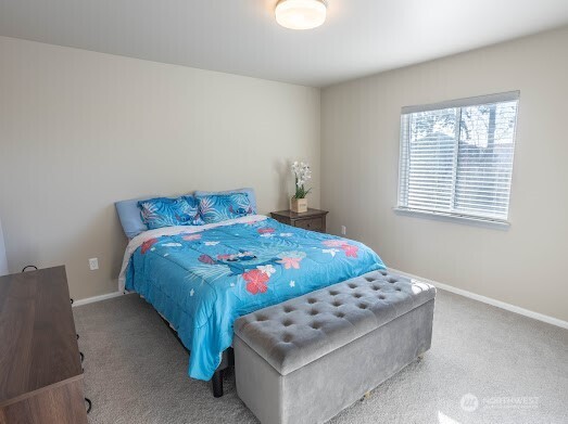 17622 Crossing Drive E
