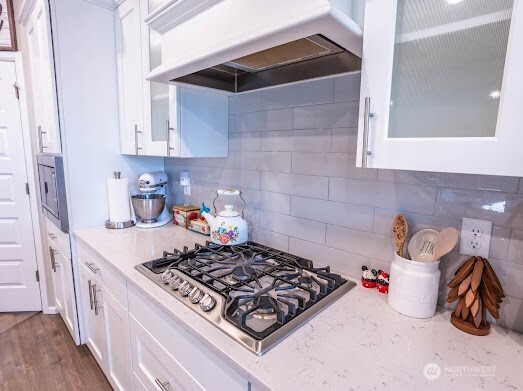 17622 Crossing Drive E
