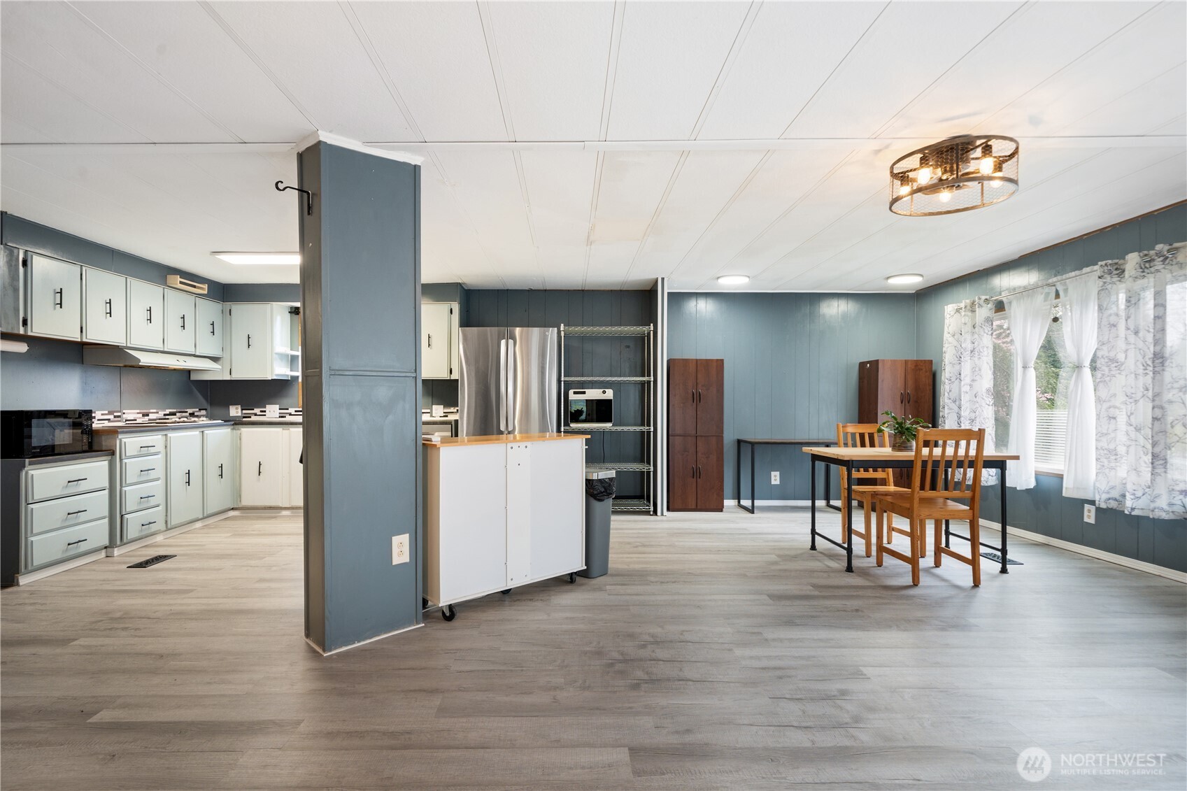 3060 NE McWilliams Road Unit: 135