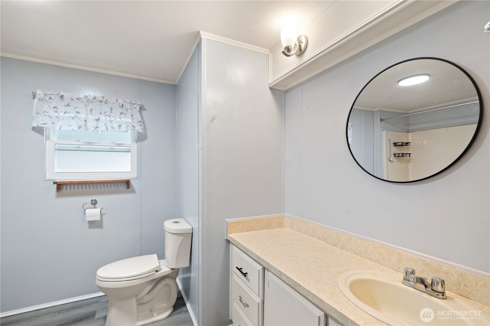 3060 NE McWilliams Road Unit: 135