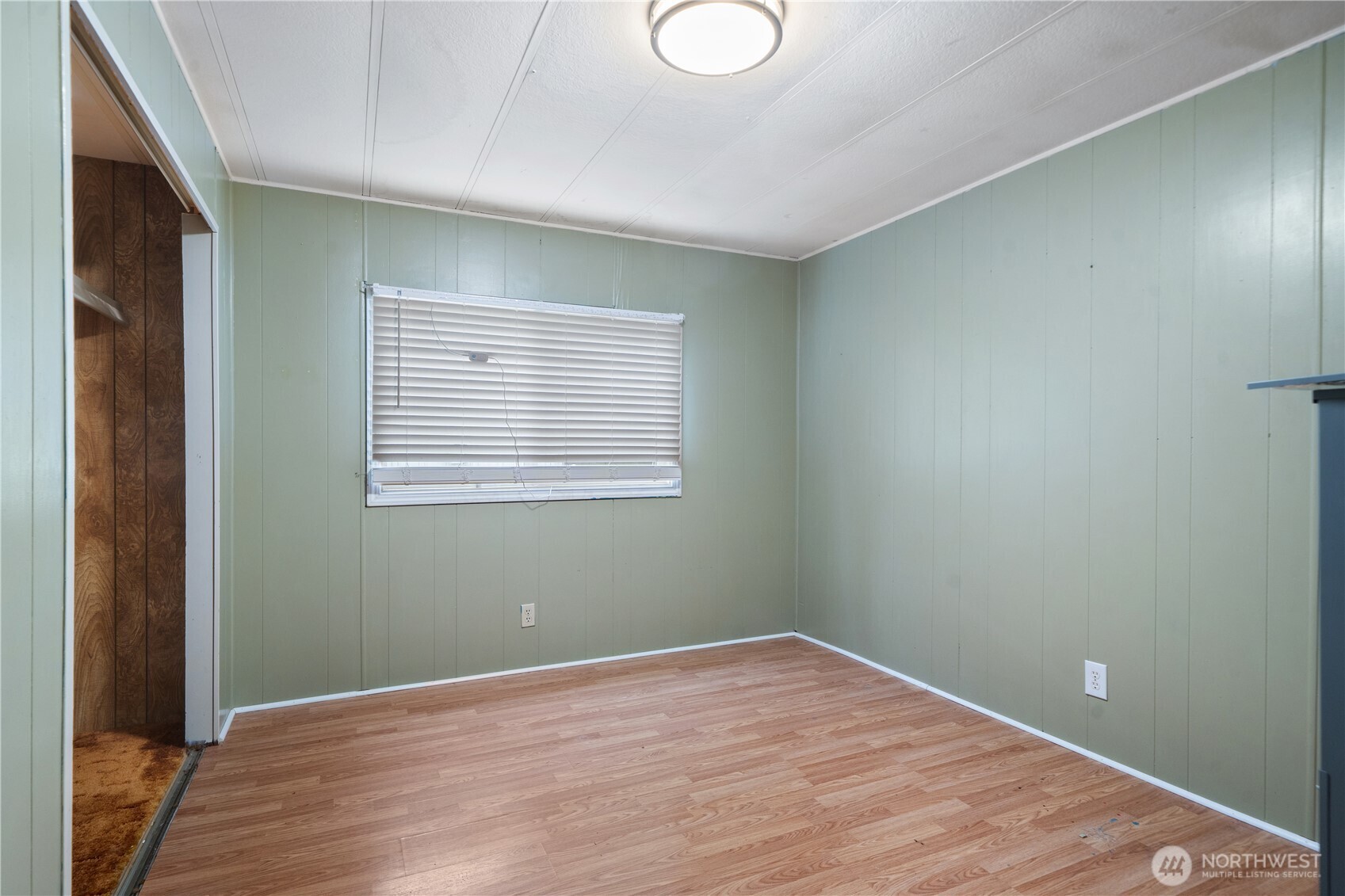 3060 NE McWilliams Road Unit: 135