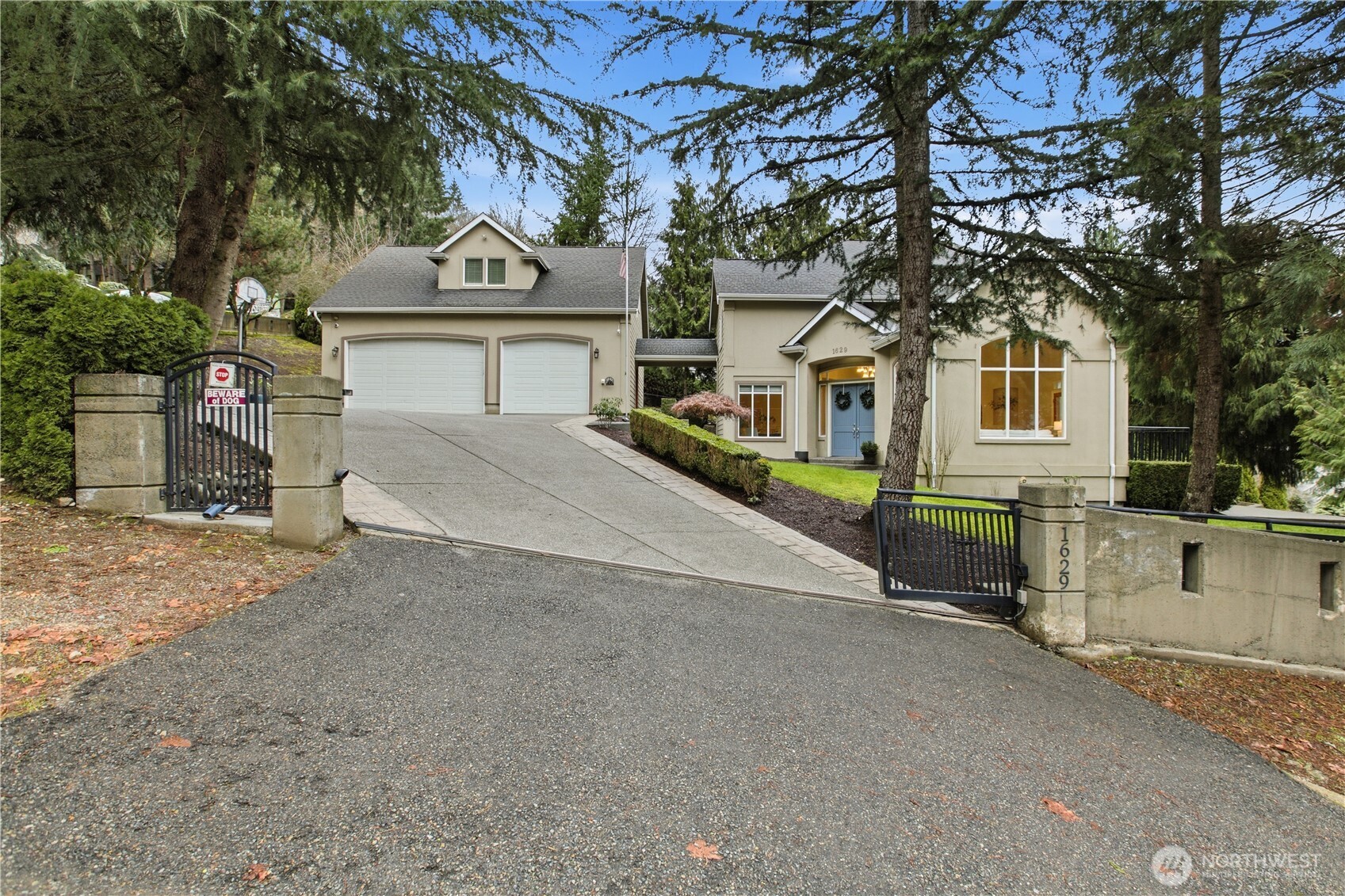 1629 Knickerbocker Drive