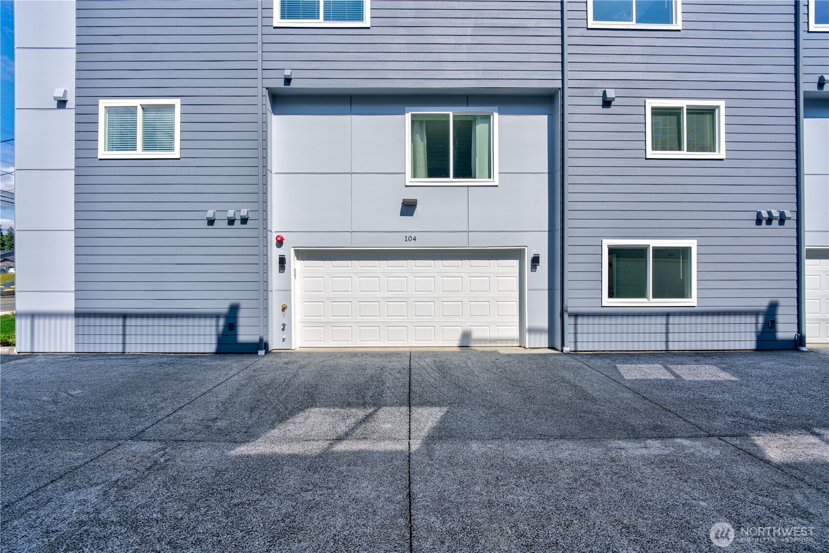 4716 72nd St NE Street NE Unit: 102