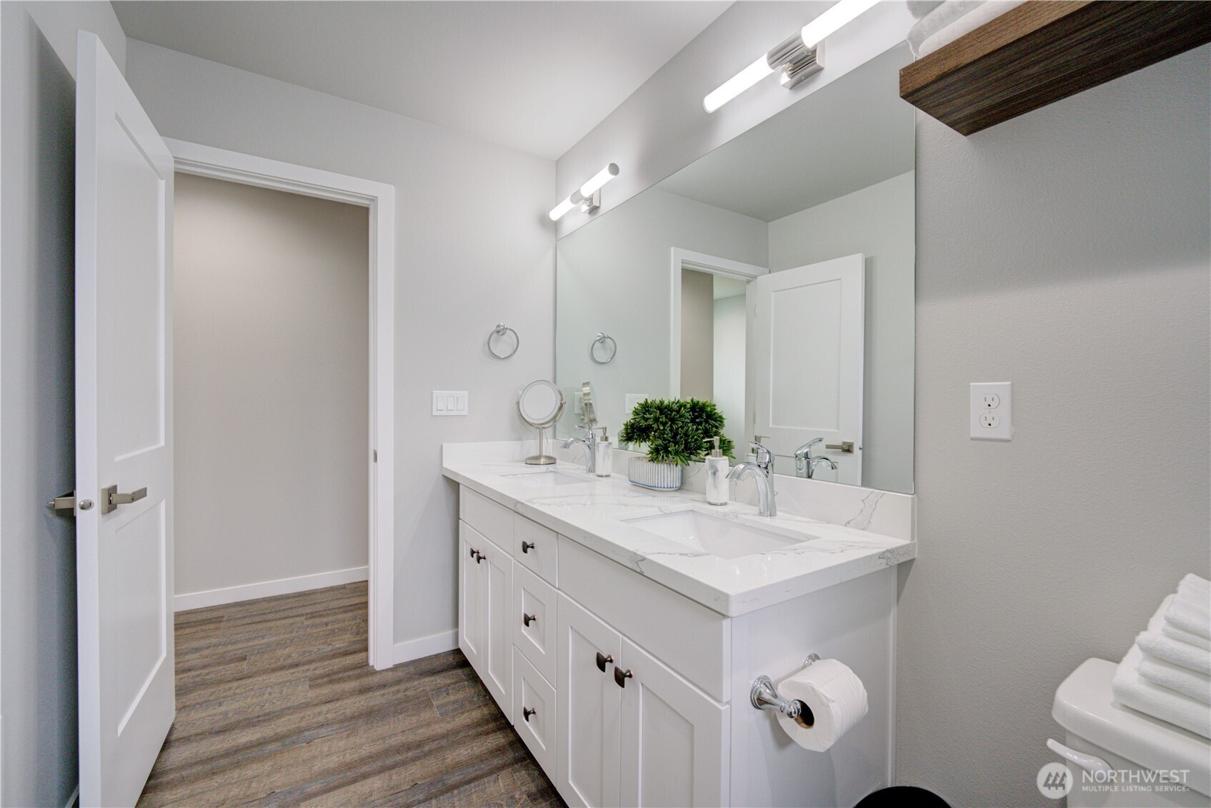 4716 72nd St NE Street NE Unit: 102