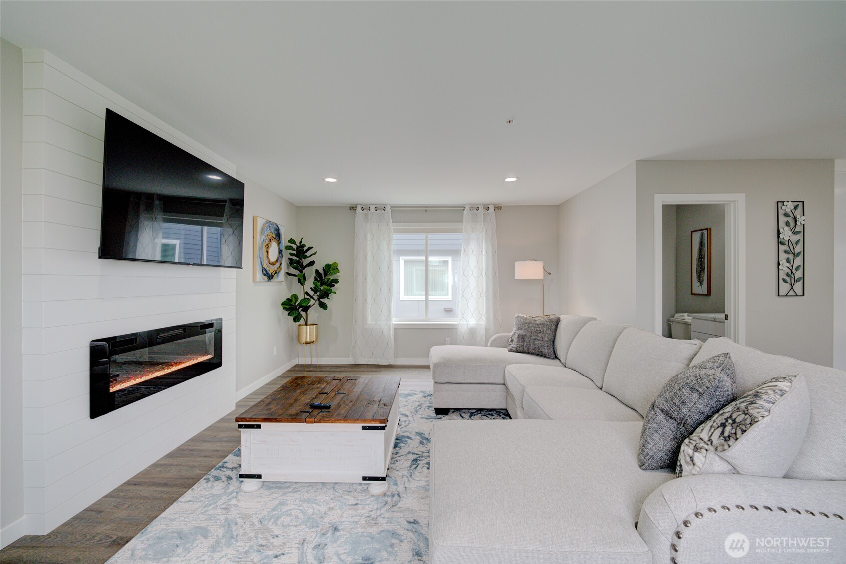 4716 72nd St NE Street NE Unit: 102