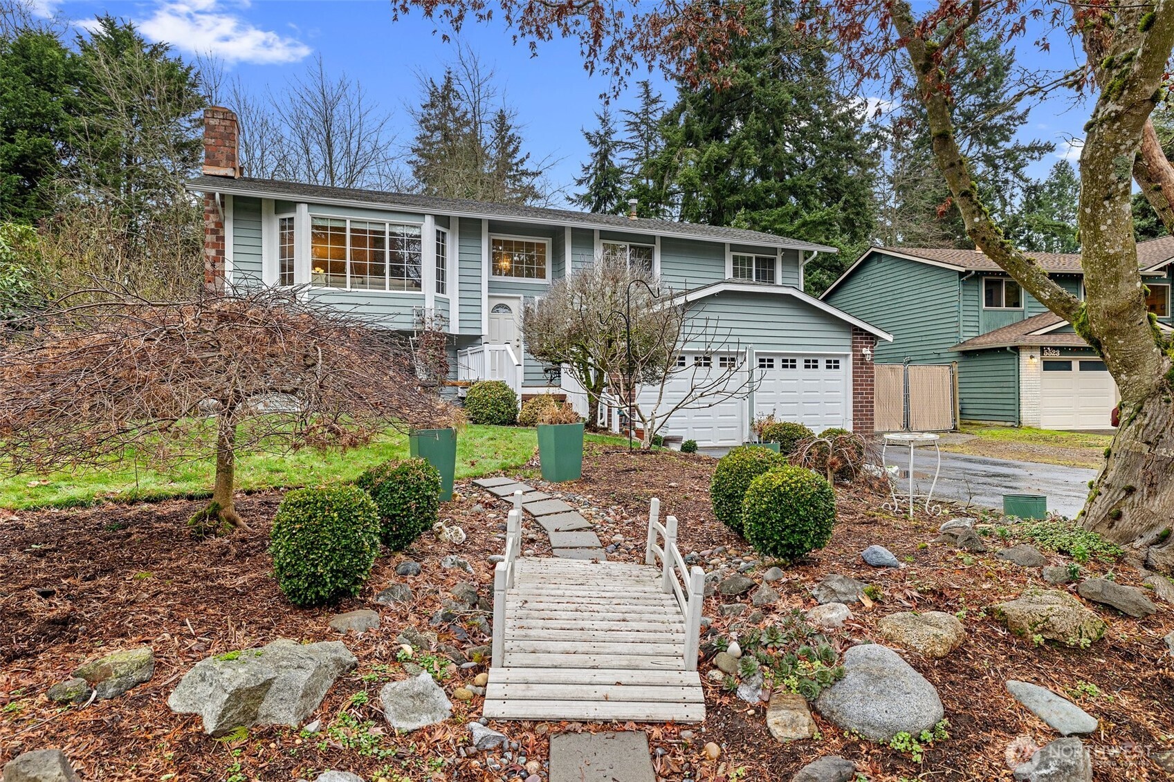 5527 153rd Street SW