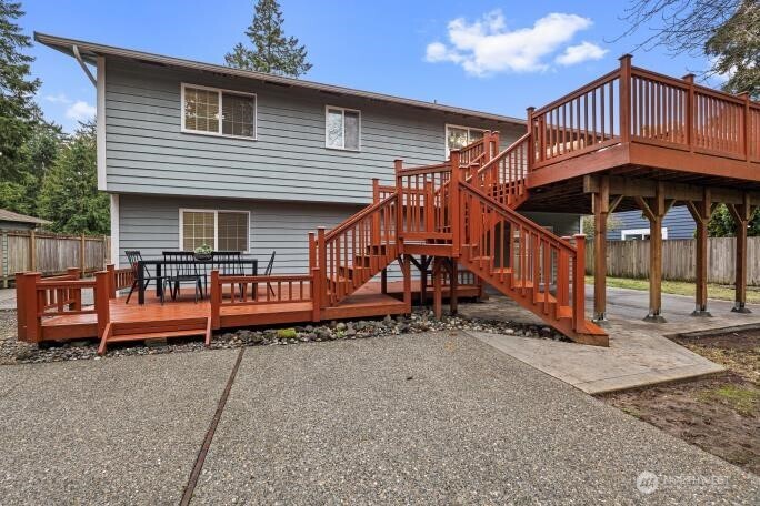5527 153rd Street SW