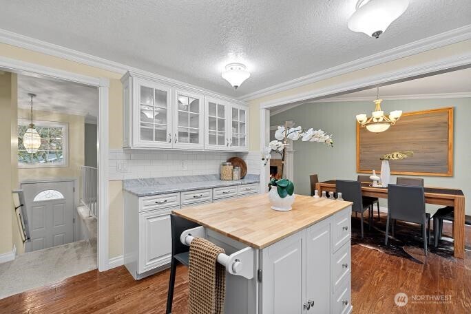 5527 153rd Street SW
