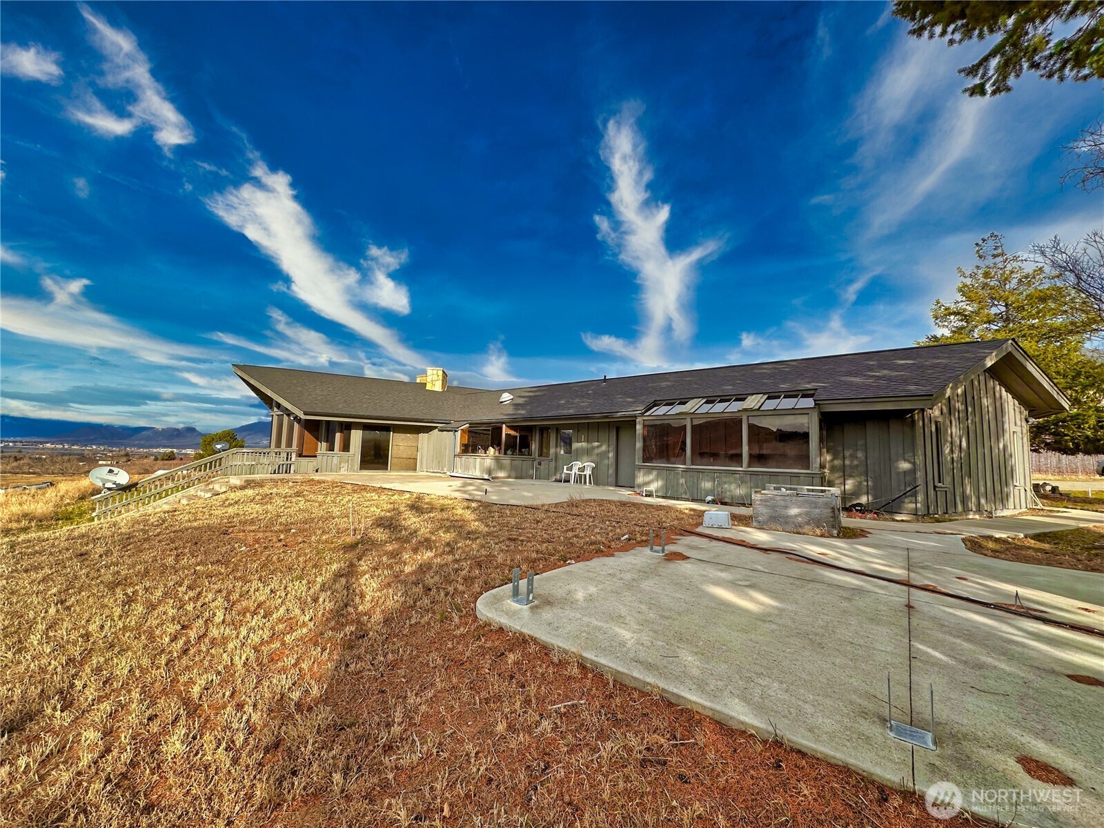 323 A Eastlake Road