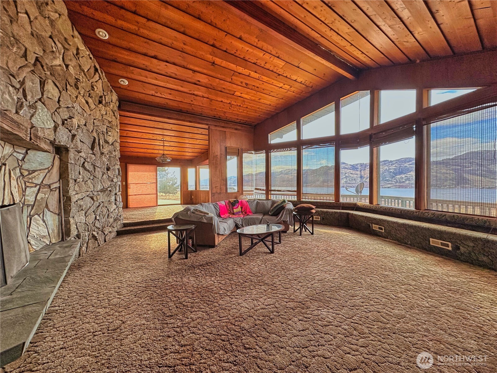 323 A Eastlake Road