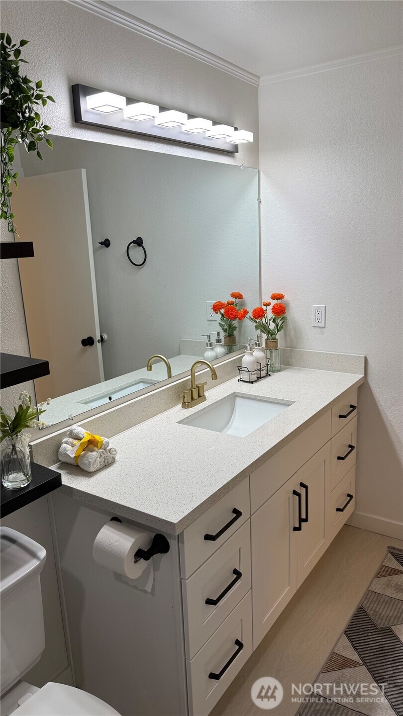 22532 6th Avenue S Unit: A2