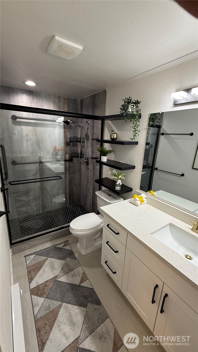 22532 6th Avenue S Unit: A2
