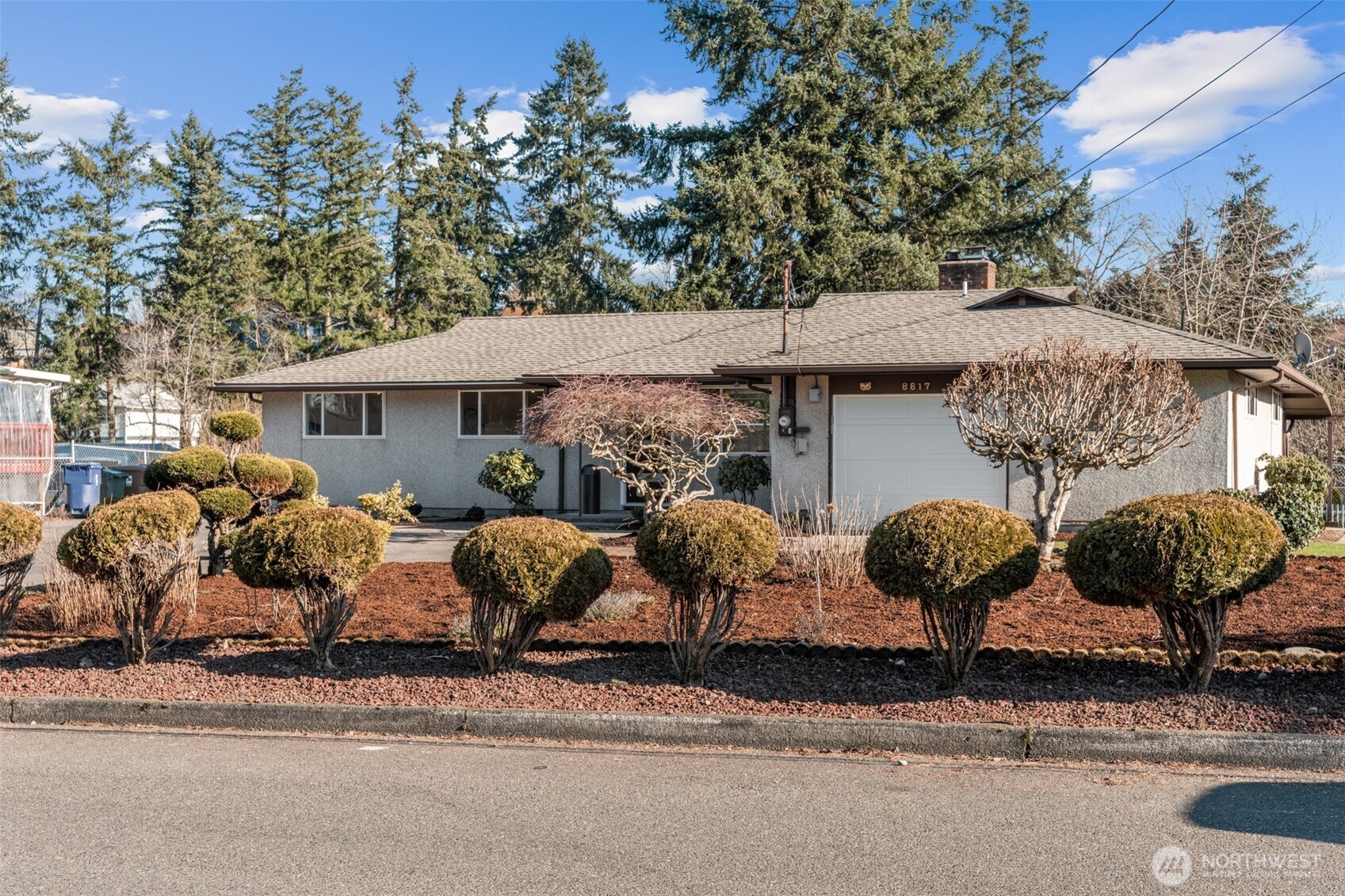 8817 S Alaska