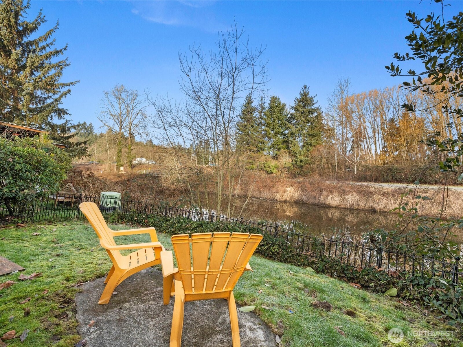 11510 E Riverside Drive Unit: 26