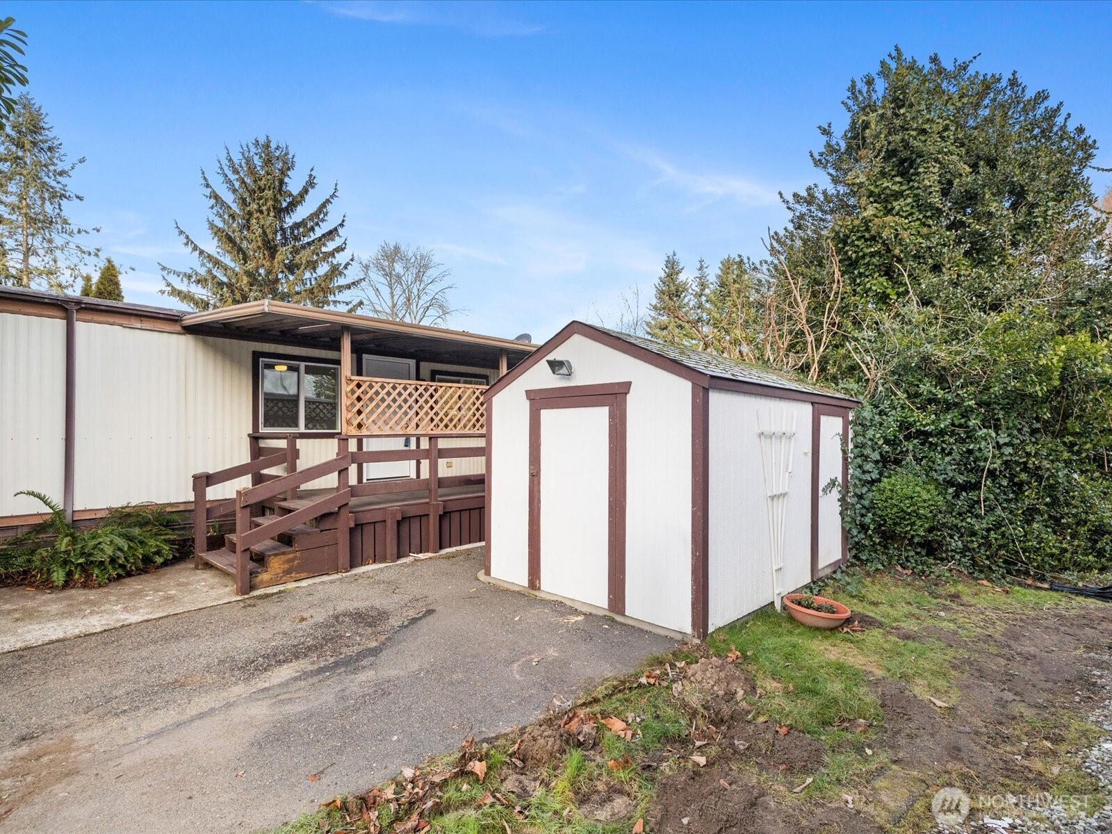 11510 E Riverside Drive Unit: 26