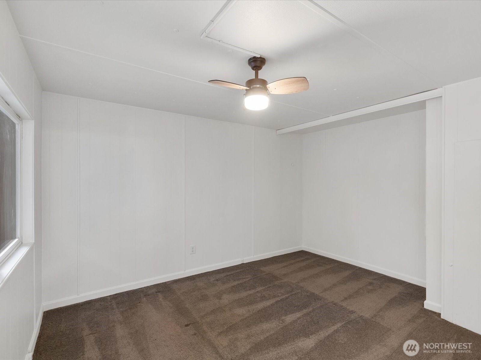 11510 E Riverside Drive Unit: 26